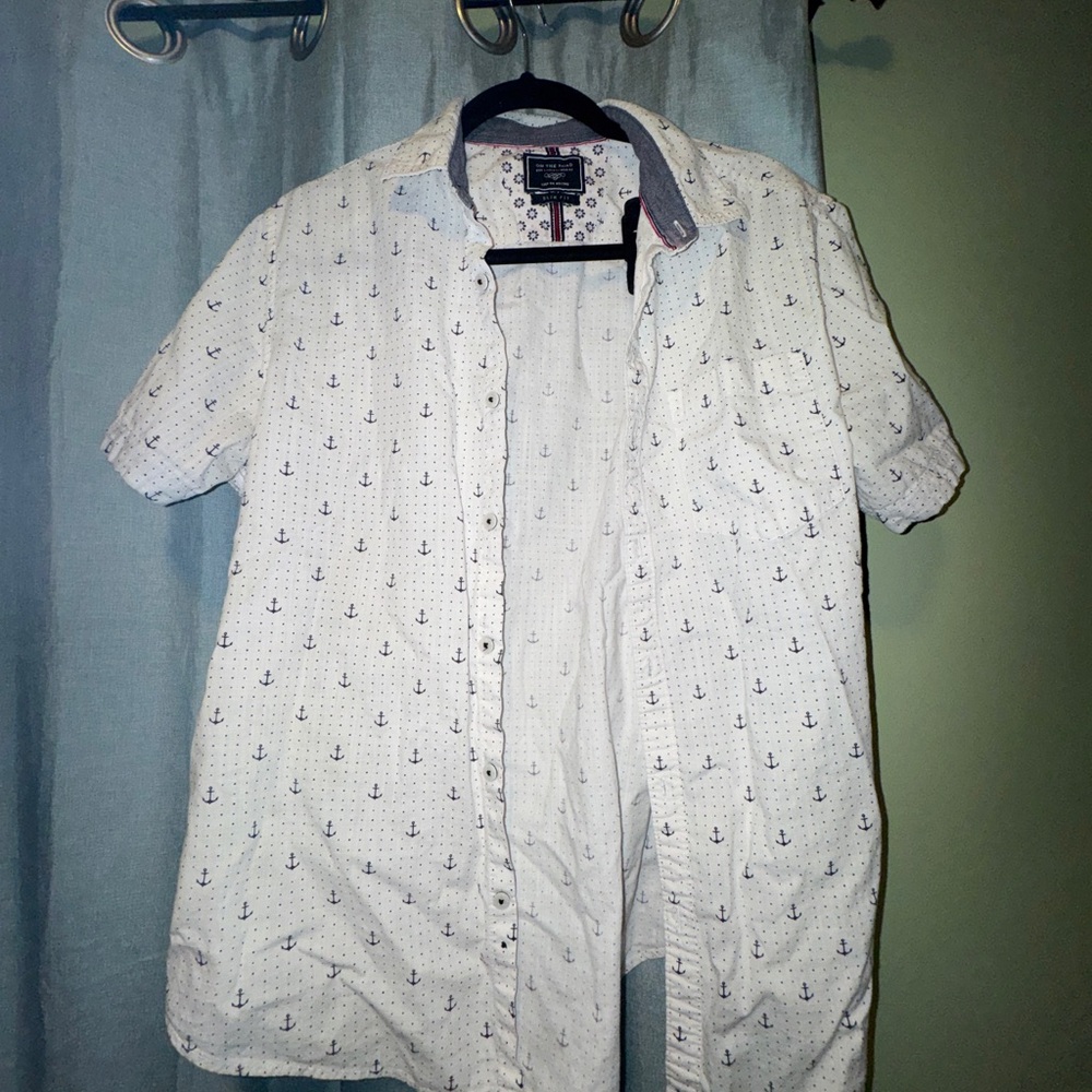 On The Road White Short-Sleeve Button-Down Shirt with Navy Anchor Print